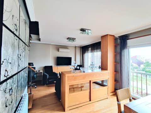 Successful Airbnb property: Modern duplex in downtown Cambados in Cambados