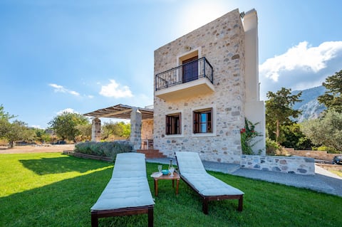 "Villa Lagoudi" STONE HOUSE