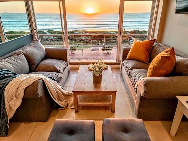 Spectacular Beachfront Apartment