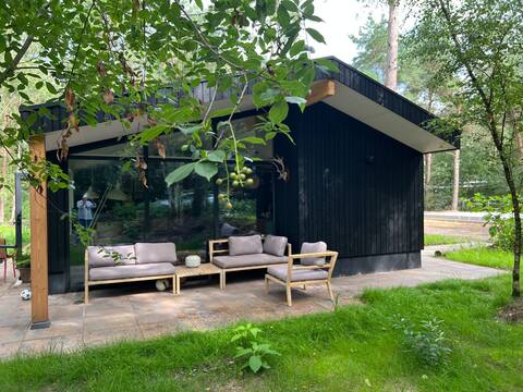 Lovely family home in the forest (6 people)