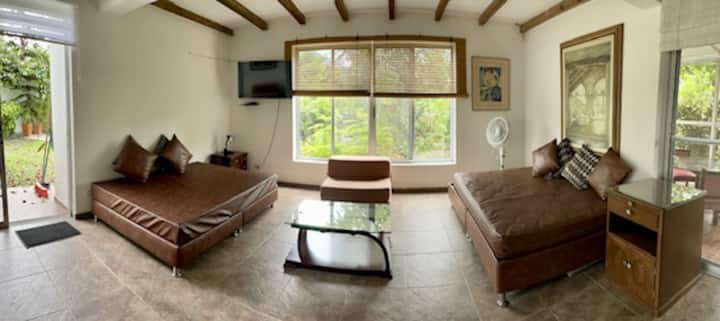 Casa + Suite- 6 Personas - Piscina - Cundinamarca