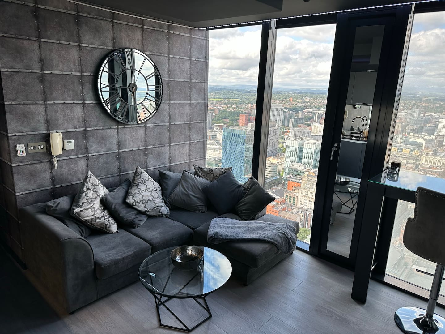 The Manchester Studio — 4