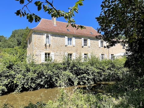 A charming house by the river
