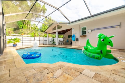 Tropical Tampa Oasis ~ Heated Pool