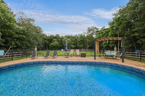 Private Pool, Hot Tub, Game Rm, Fire Pit, Luxury!