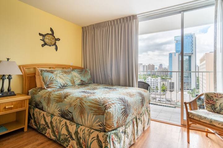 Tropical Studios At Marine Surf managed Airbnb listing 3