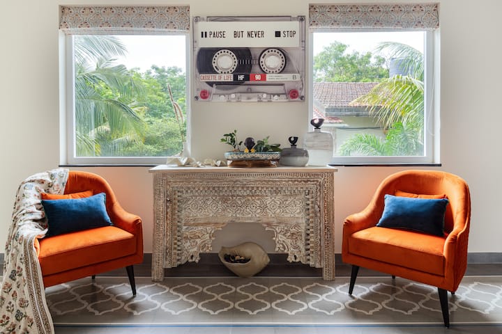 Living room image 9