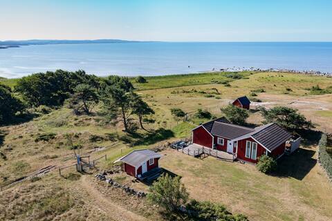 Scenic accommodation at Grimsholmen