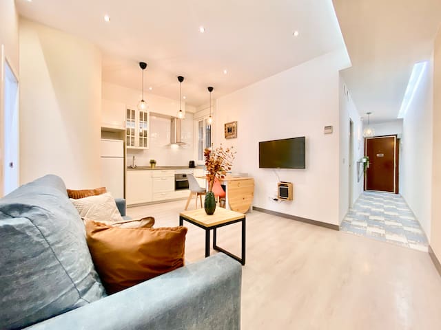 Puerta del Sol Center – In the Heart of Madrid gallery image 2