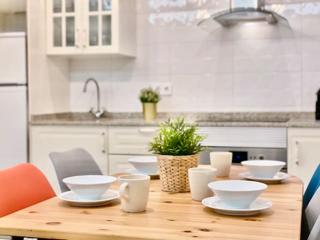 Puerta del Sol Center – In the Heart of Madrid gallery image 3