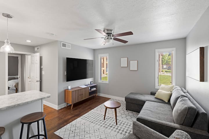 Resort Condo Sleeps 5 | Near Zion & Snow Canyon - St. George, UT