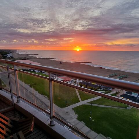 Apartment in front of the sea in Miramar