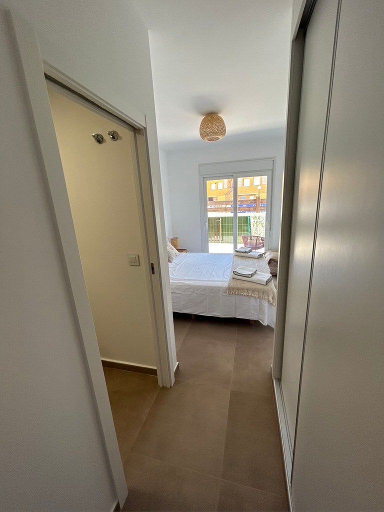 Vistas desde la entrada del dormitorio principal.