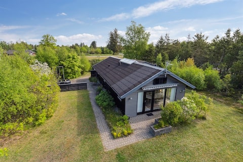 Holiday house for 8 people in Hals