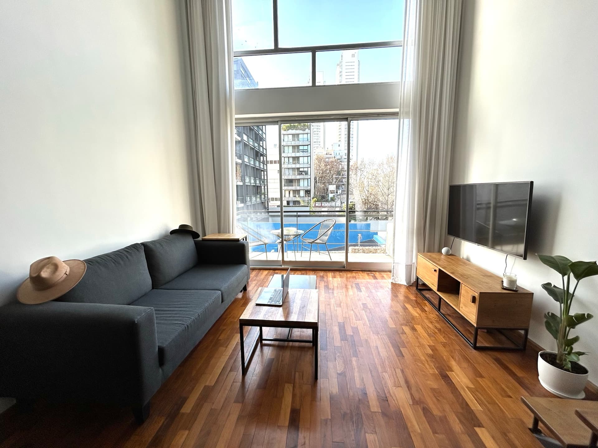 Kitnet duplex mobiliada em Palermo