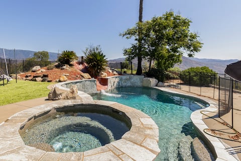 San Diego Getaway, Views Pool Hot Tub & Game Room
