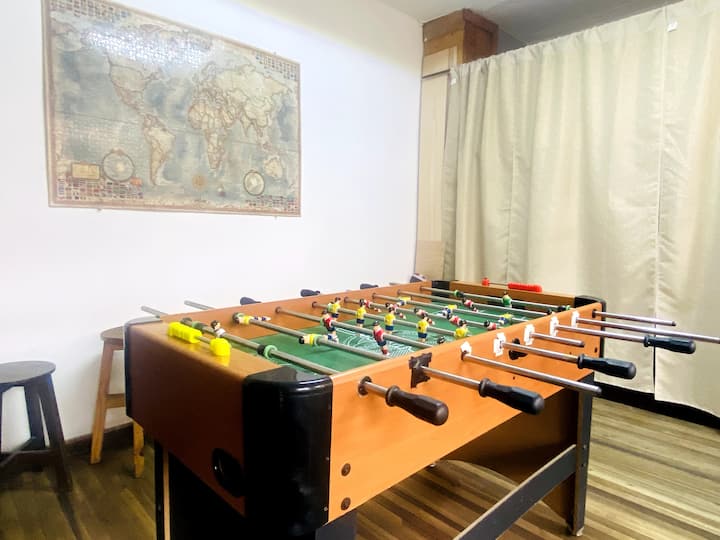 Sala de juego (Futbolín)