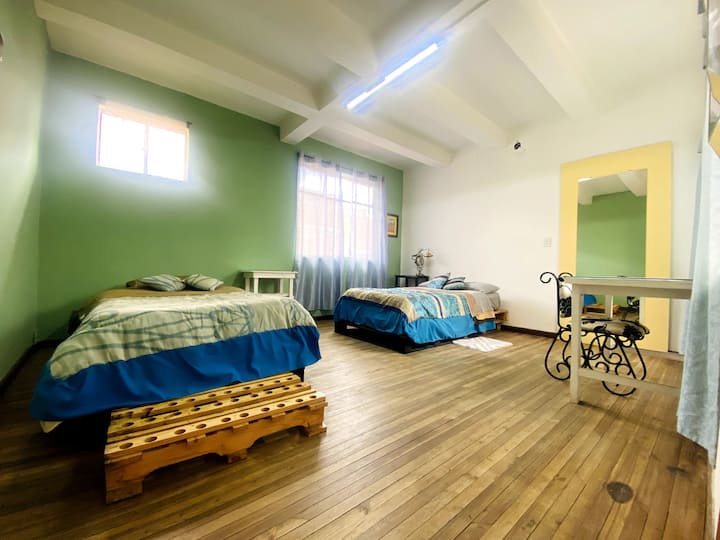 Habitacion 4 (Dos camas de 1 plaza y media)