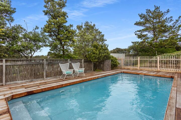 Modern Resort Paradise gallery image 5