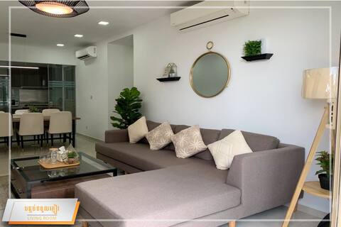 Axis Resident Unit-Pool View