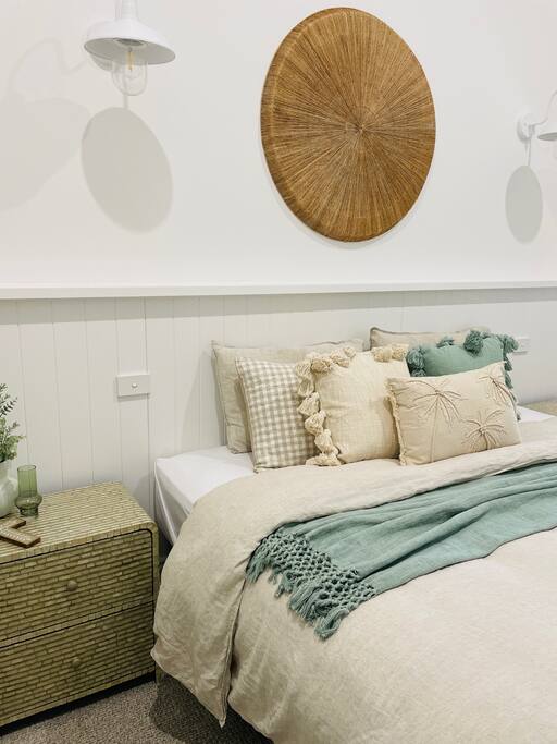 White House Swan Hill