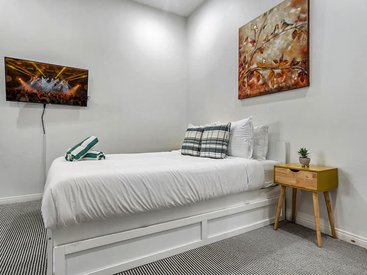 ห้องนอน #1 พร้อมเตียงแบบดึงออกได้