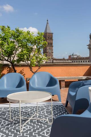 Beautiful Penthouse for Families&Friends Colosseum gallery image 2