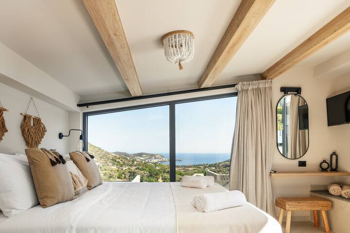 Luxury Villa with Sea Views, Fire Pit & near beach gallery image 5