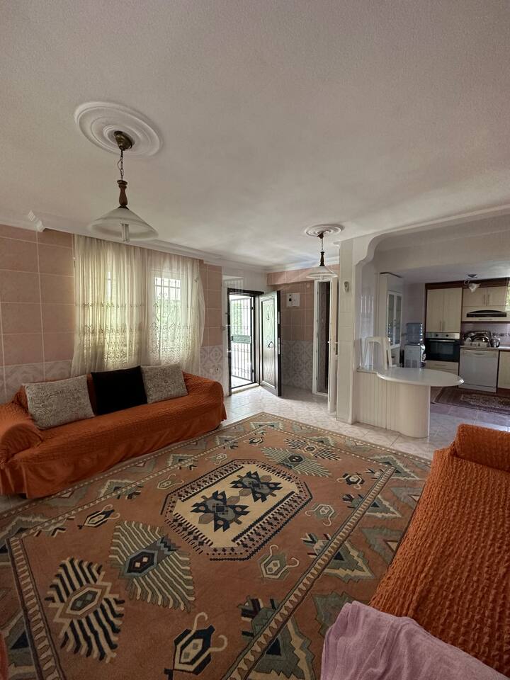 Sahile Yürüme Mesafesinde Villa - Didim