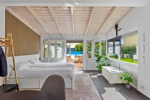 Guesthouse for 3 | Sauna | Terrace | Wifi | Kitchen