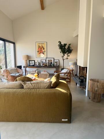 Villa familiale avec piscine @familihousse gallery image 2