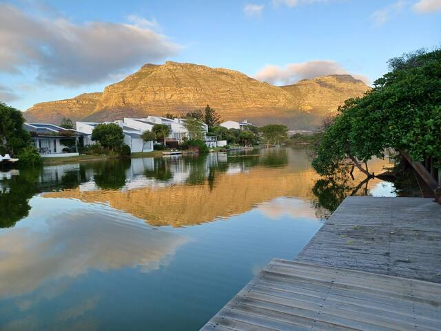 Architectural Waterfront Escape gallery image 2