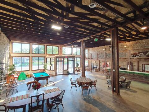 Country Getaway at Old Brockman`s Store, Vian, OK