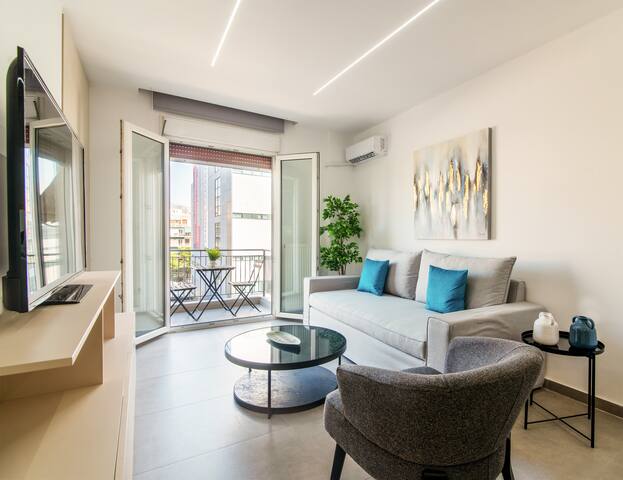 Rania’s flat-5 mins to Acropolis