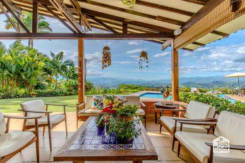 New TopSpot with the Best View of Old Caldas!