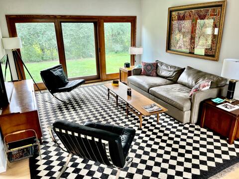 Stylish 1970s Home for Vintage Getaway!