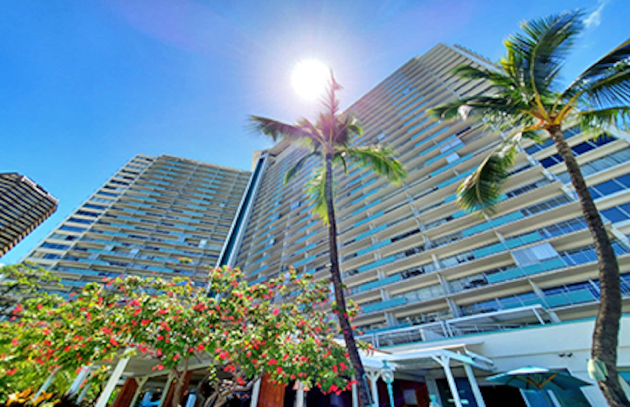 Ilikai Waikiki Resort Condo Sleeps 5 +Free Parking - Image 11