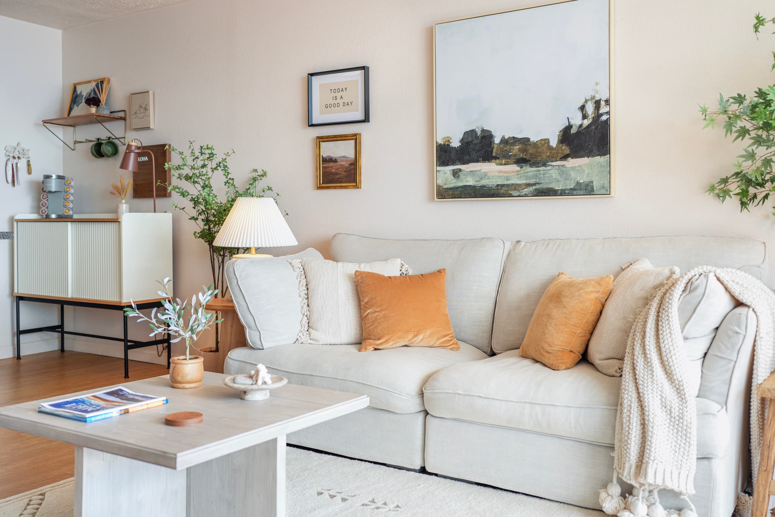 Condo in Wailuku · ★4.98 · 1 bedroom · 2 beds · 1 private bath - Image 3