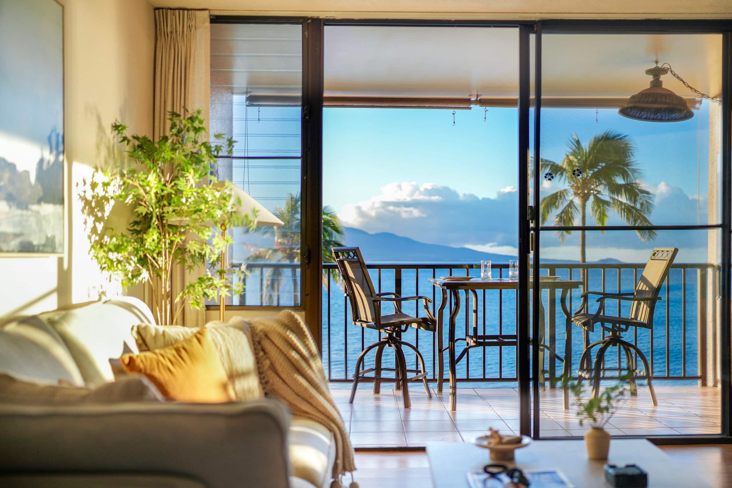 Condo in Wailuku · ★4.98 · 1 bedroom · 2 beds · 1 private bath - Image 6