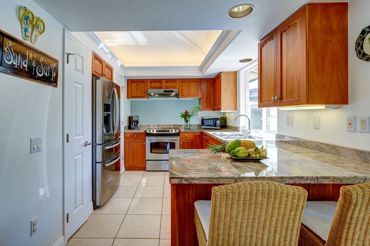 Princeville Kauai Townhouse gallery image 3