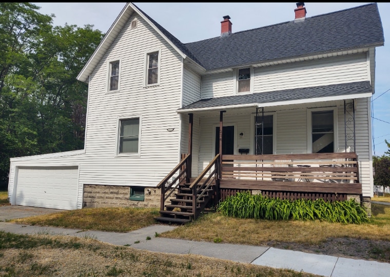 Our Cozy Farmhouse the perfect getaway place! Houses for Rent in