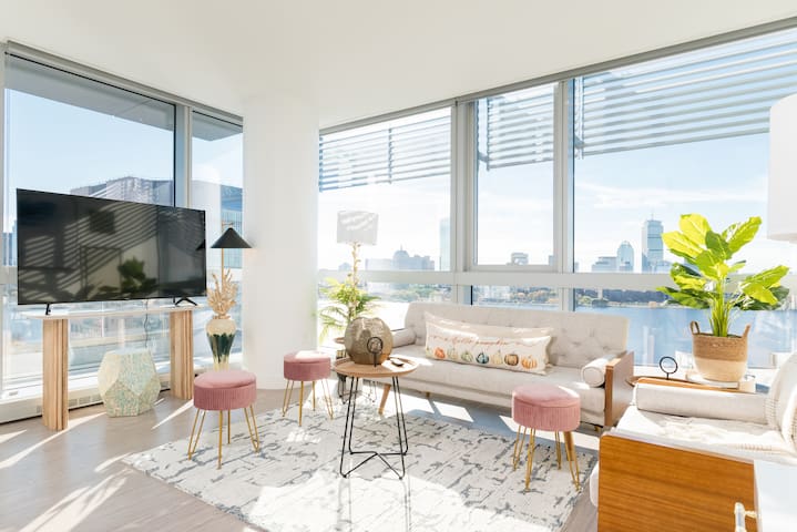 Panoramic City-Skyline MIT/Harvard CIC Kendall Sqr