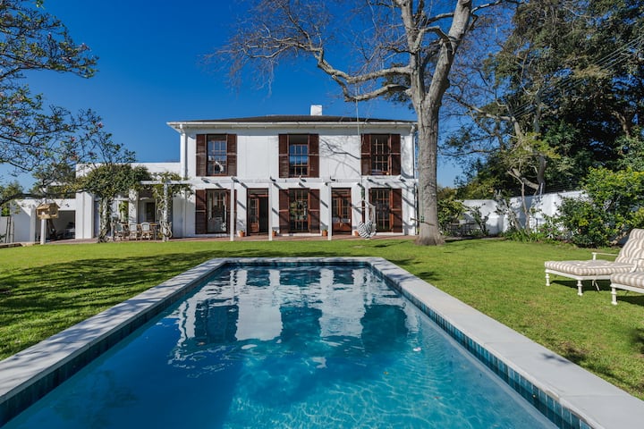 Beautiful Georgian Home - Cape Town