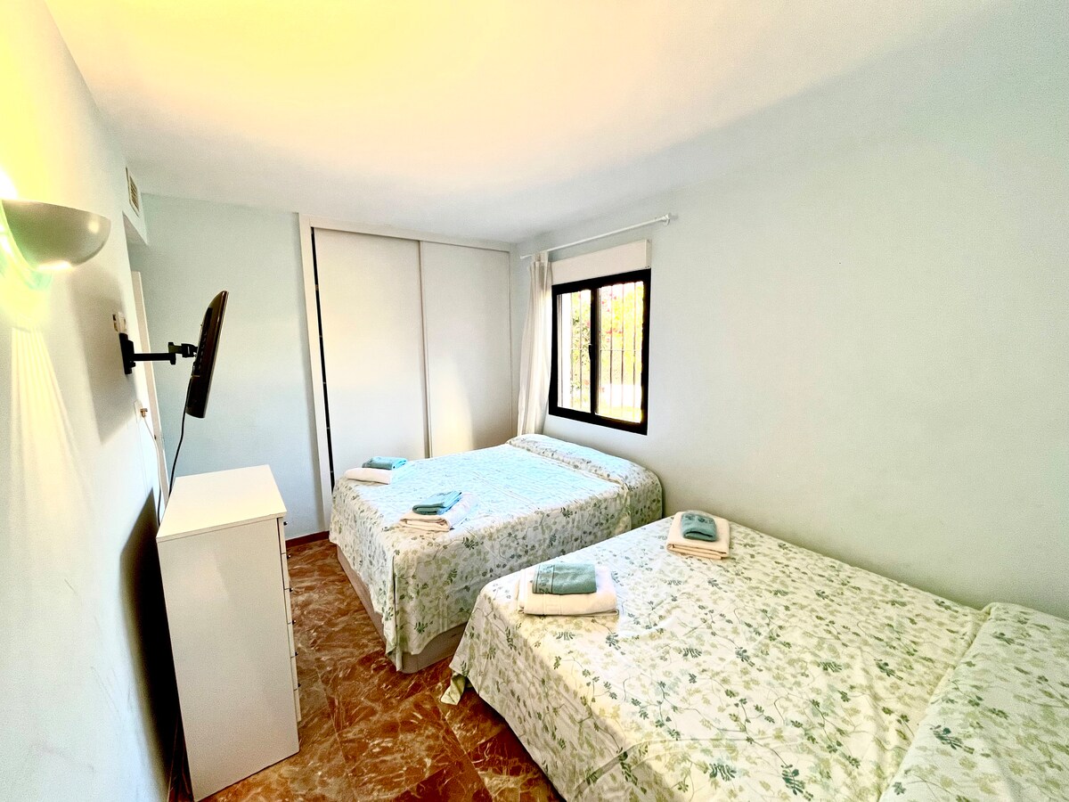 第三间客房， 2张床，可供4人入住