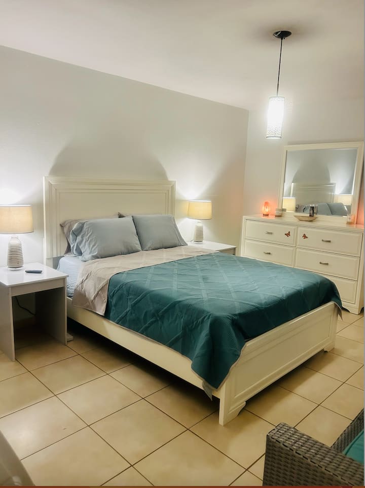 غرفة النوم الرئيسية