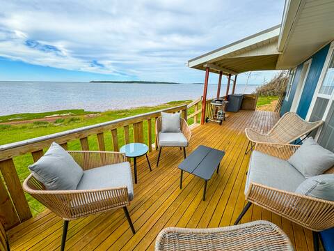 Waterfront-Golf-King-WiFi-Self Check In-W/D/DW-Pei