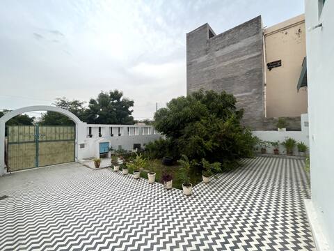 Modern Oasis Retreat: Your Home