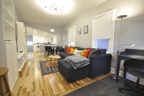 Cozy Modern 2BR Downtown House
