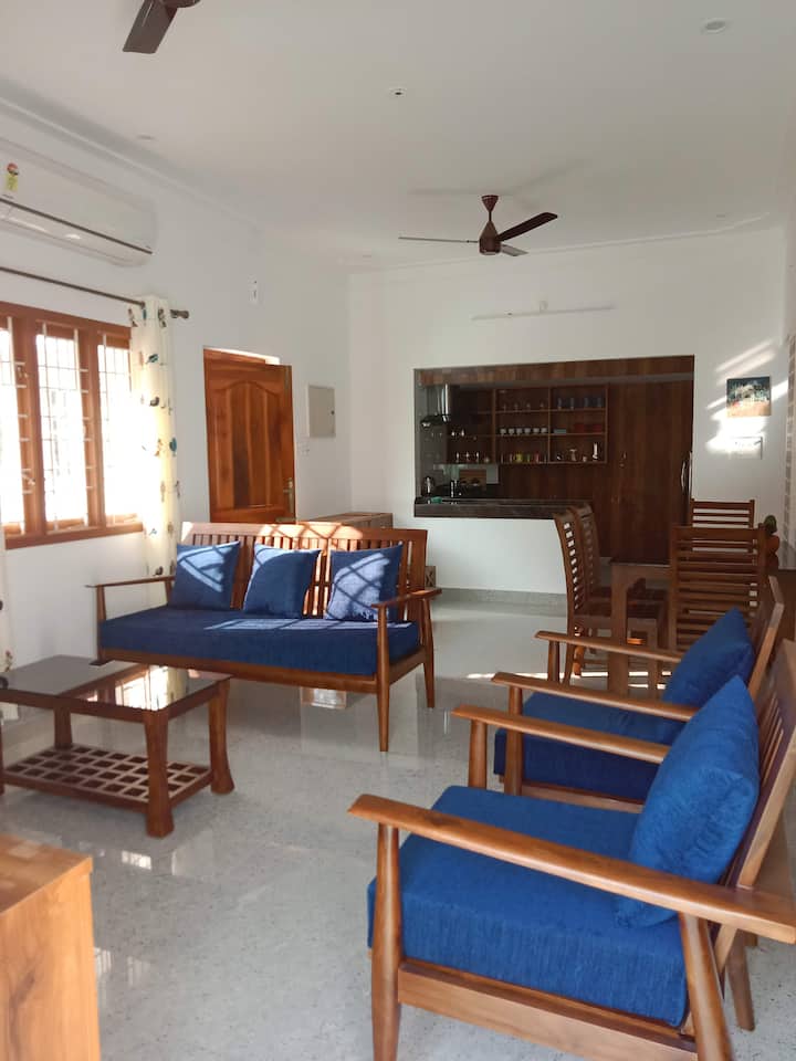 Serene home with a magnificent view of Arunachala