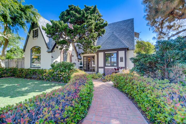 Storybook Beach House gallery image 2